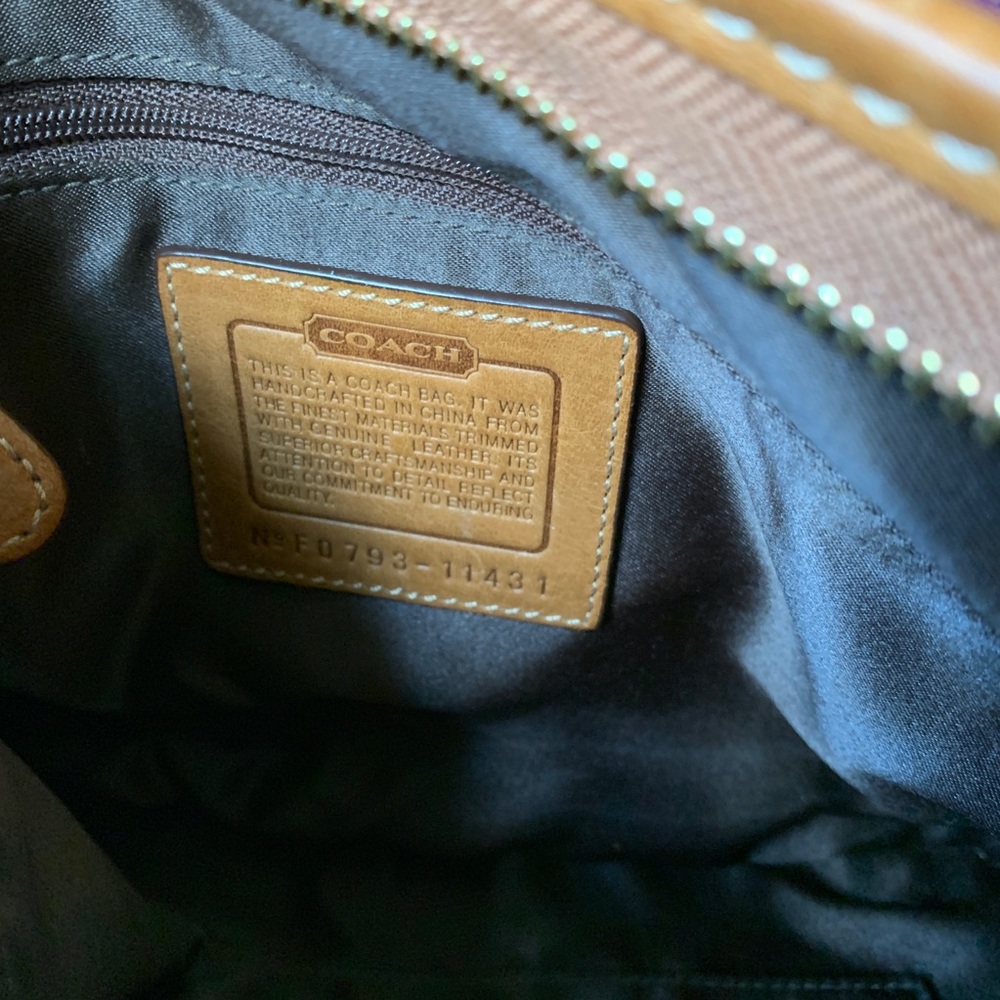Coach tan handbag - Picture 5 of 6